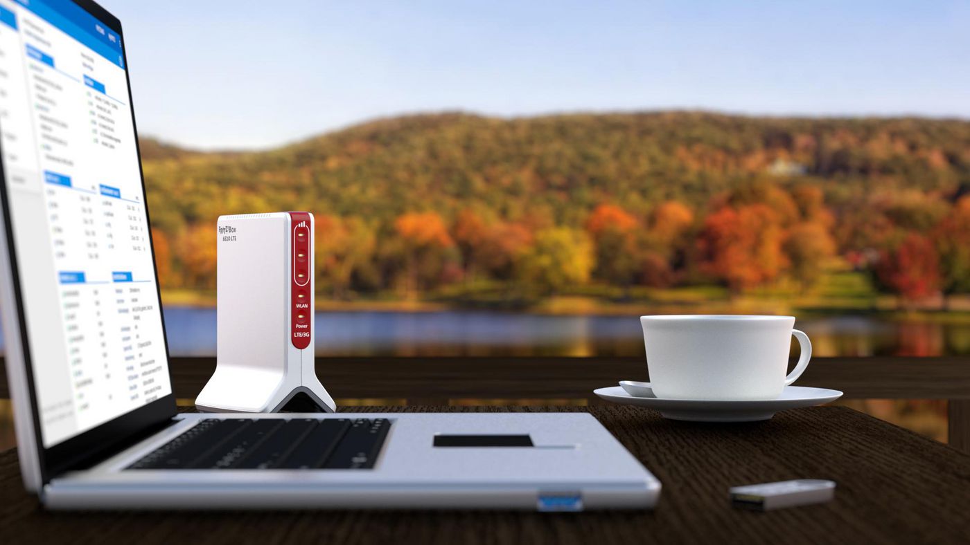 Рутер AVM Router 6820 LTE Red on White - PN 20002906