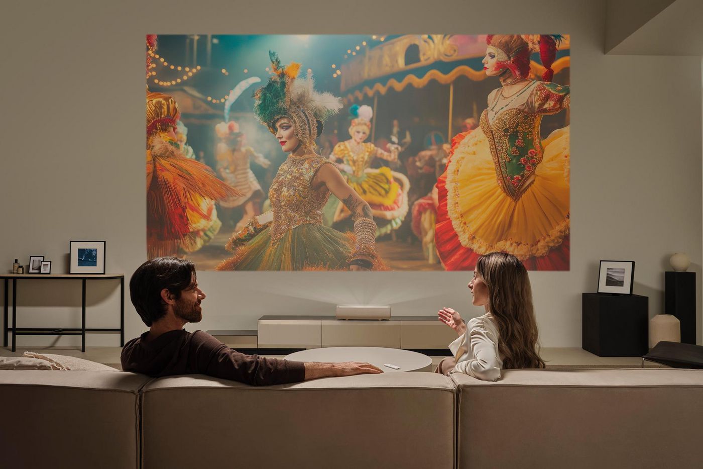 Мултимедиен проектор Samsung Projector SP-LPU9DSAX White - PN SP-LPU9DSAXXXE