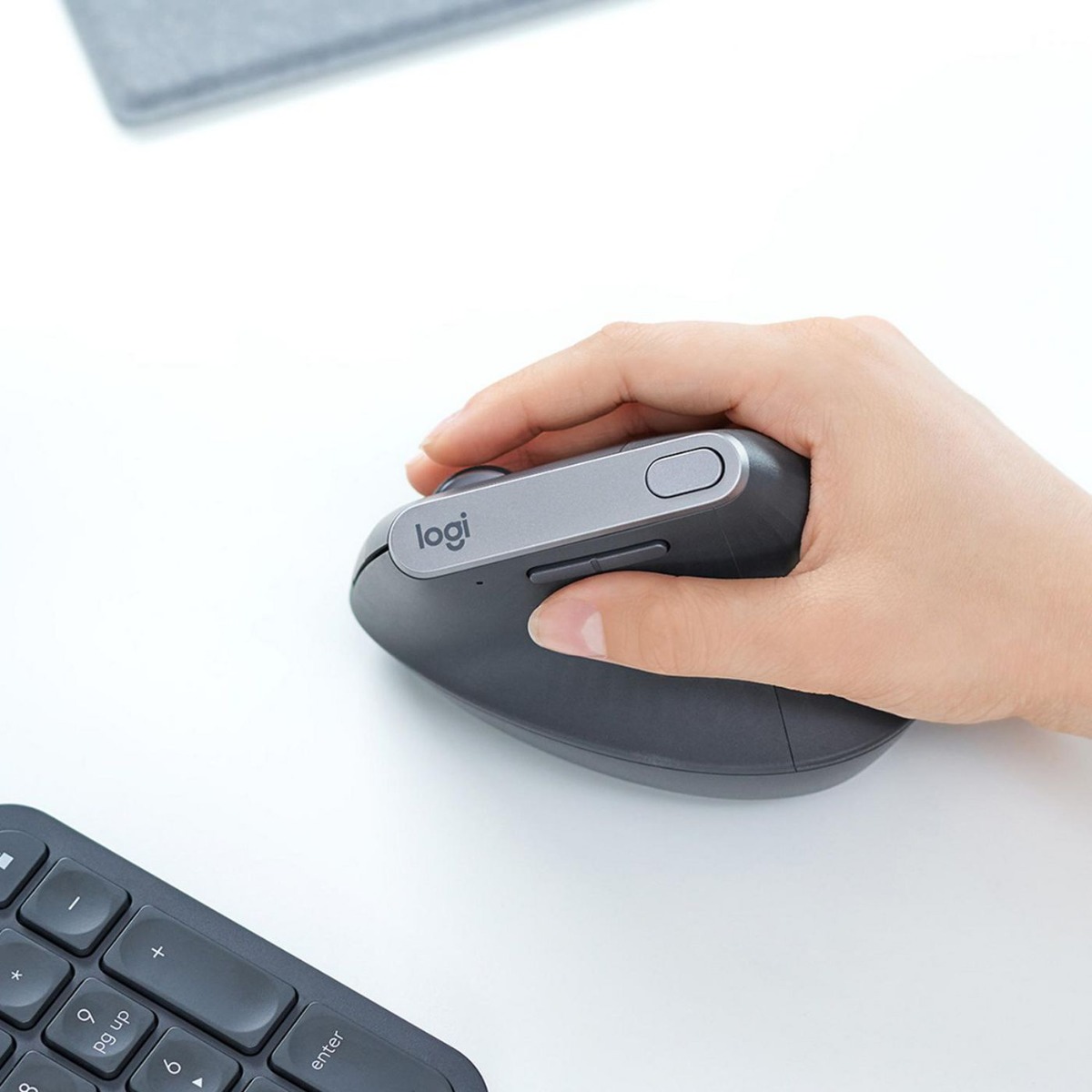 Мишка Logitech Mouse MX Vertical Advanced / 910-005448 - Gray - PN 910-005448
