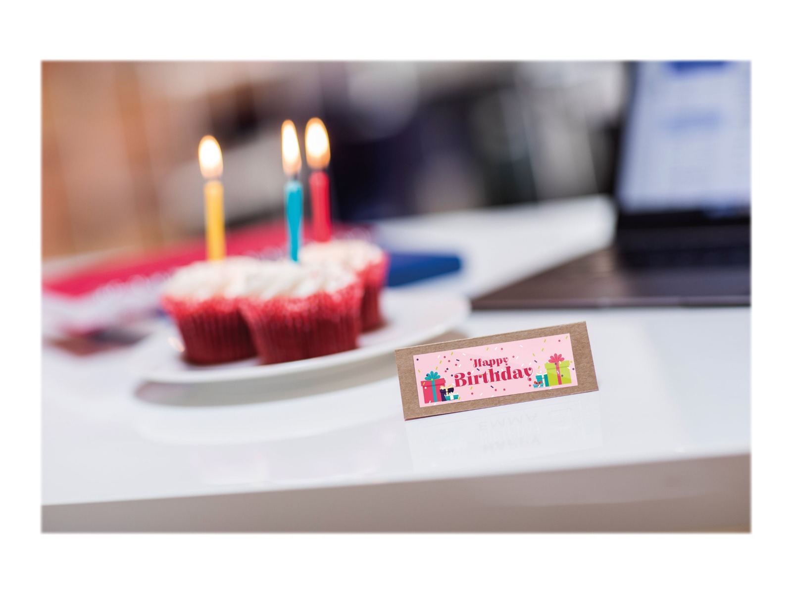 ЛЕНТА ЗА ЦВЕТЕН ЕТИКЕТЕН ПРИНТЕР BROTHER VC 500 - CONTINIOUS PAPER TAPE - FULL COLOR - NO INK - 5 m x 25 mm - PN CZ1004 (CZ-1004)